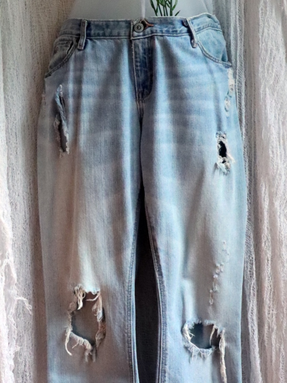Perfect Distressed Jeans
